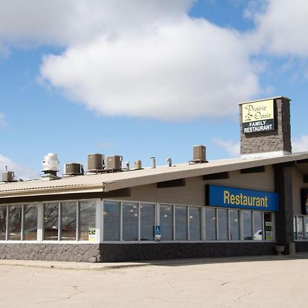 Motel Prairie Oasis Tourist Complex Moose Jaw Exteriér fotografie